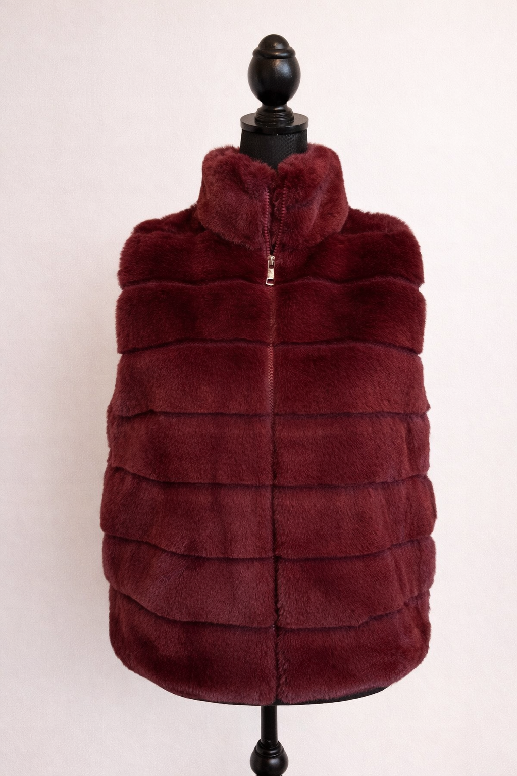 Luxe Faux Fur Zip Gilet