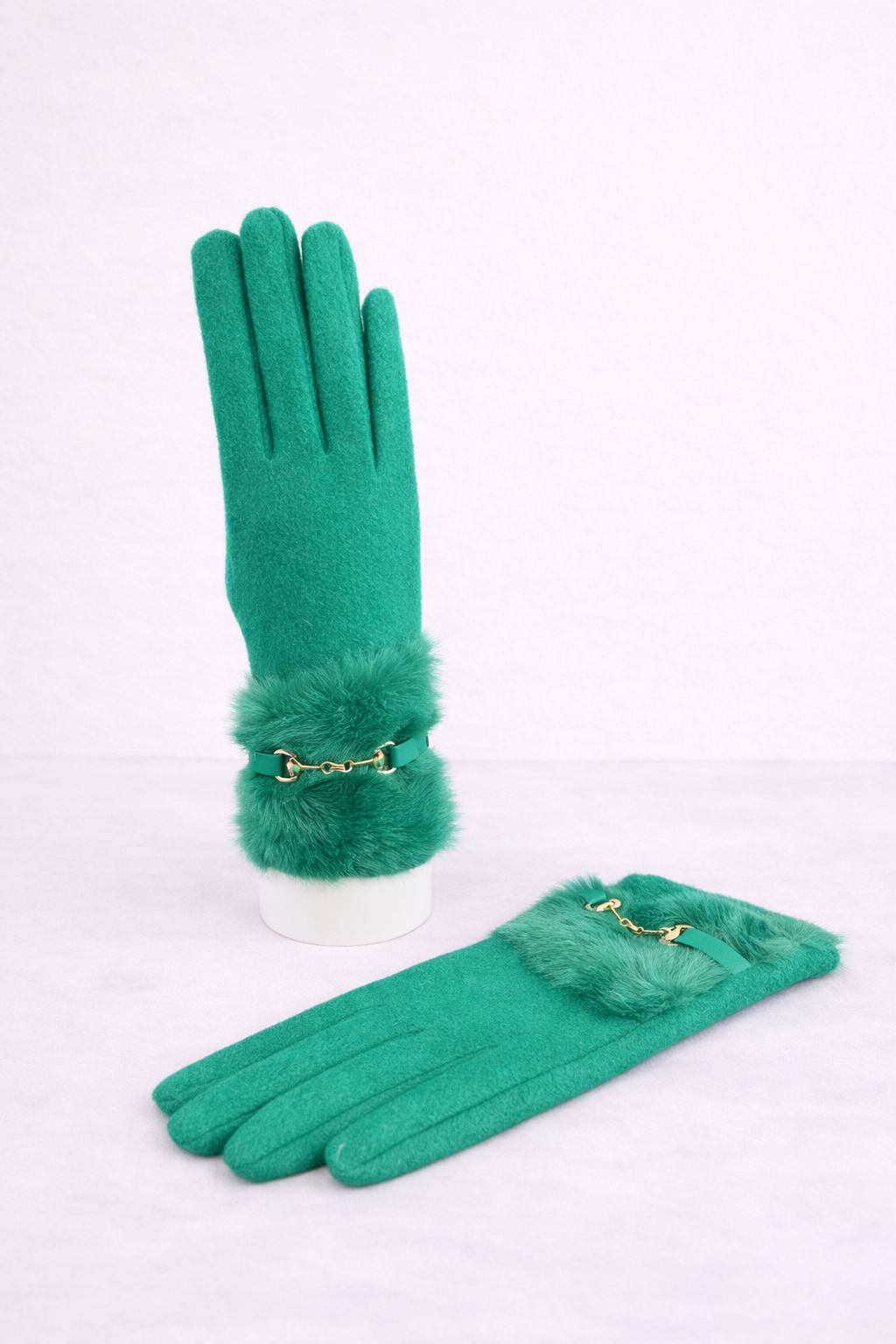 Snaffle Faux Fur Gloves