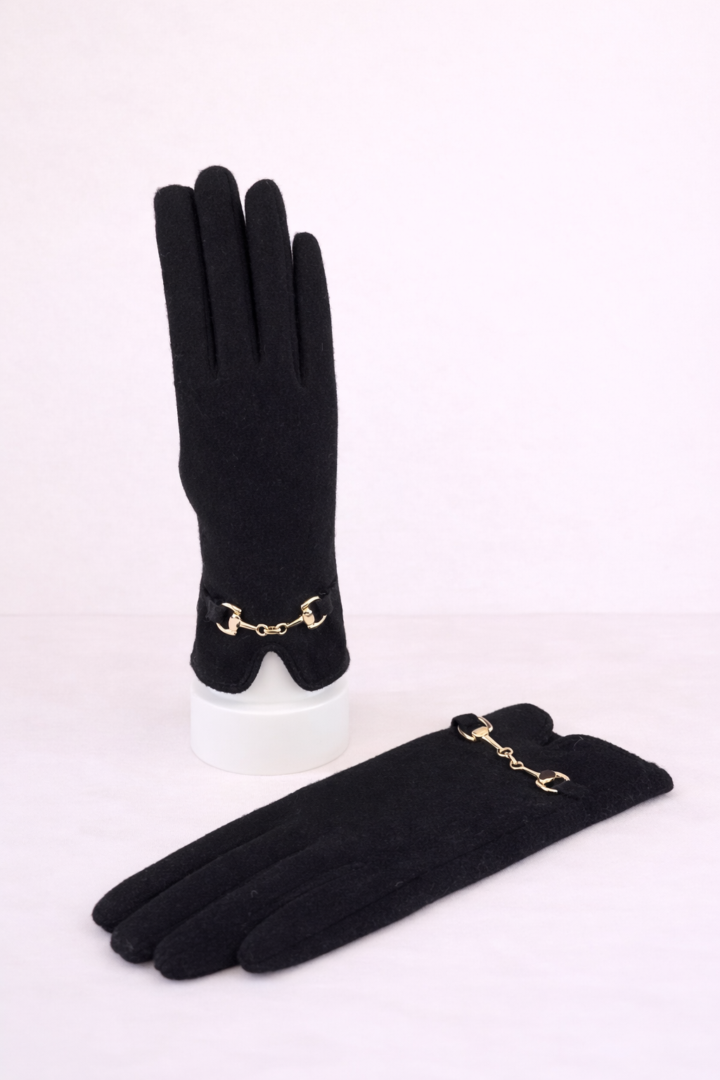 Snaffle Detail Gloves